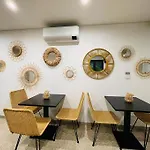 Central, Junto A Praca Da Batalha - F Порту