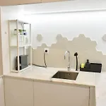 Central, Junto A Praca Da Batalha - F 아파트