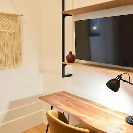 Central, Junto A Praca Da Batalha - F Apartman