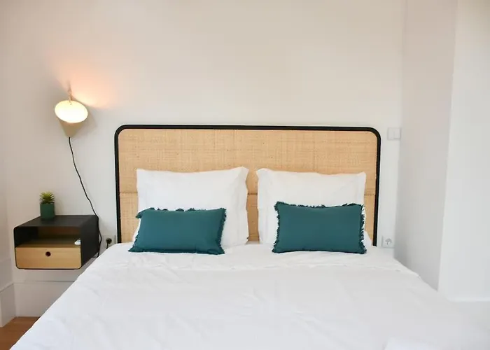 Central, Junto A Praca Da Batalha - F Apartment *