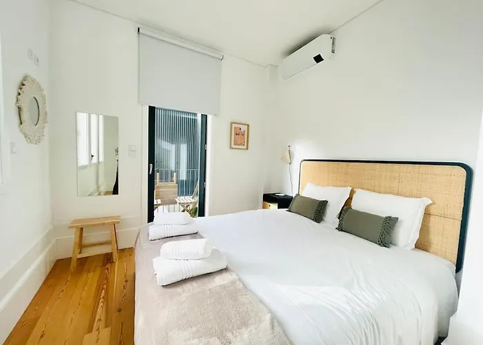 Central, Junto A Praca Da Batalha - F * 포르투