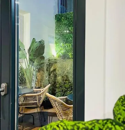 Central, Junto A Praca Da Batalha - F Appartamento