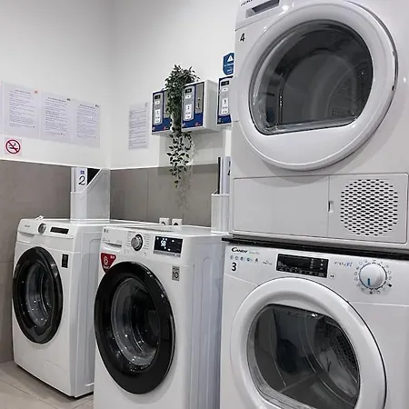 Central, Junto A Praca Da Batalha - F Porto