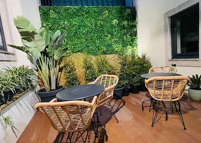 Central, Junto A Praça Da Batalha - F * Oporto